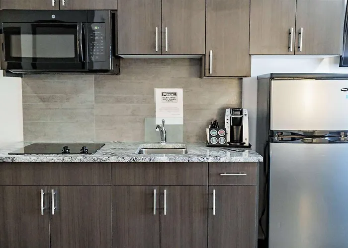 Paradise Inn&Suites Signature Leduc/Edmonton Airport