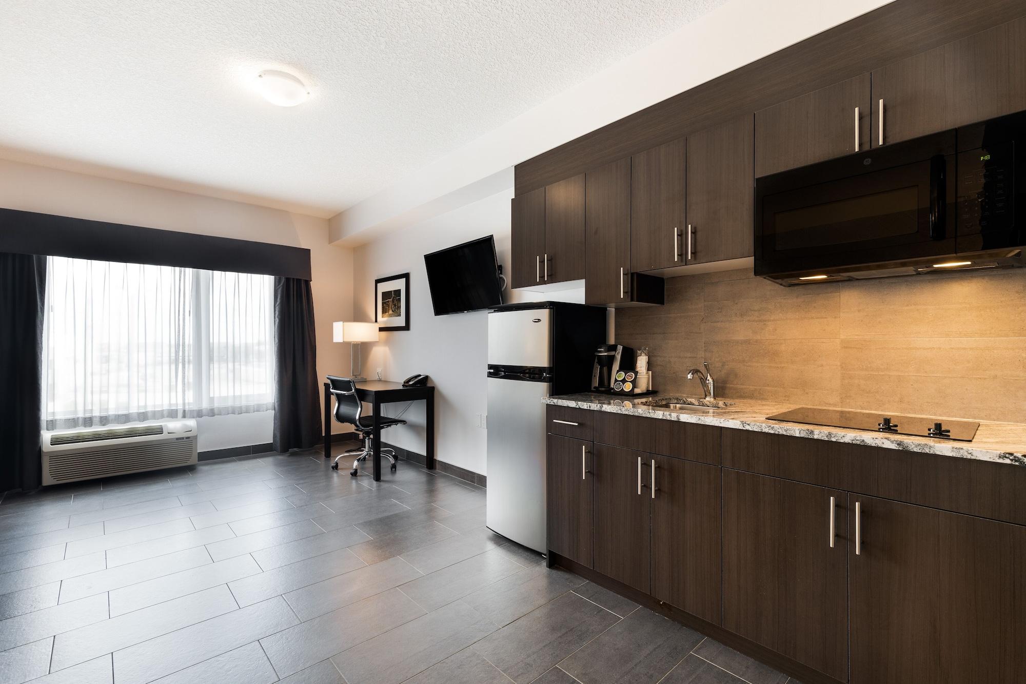 Park By Radisson Edmonton Airport