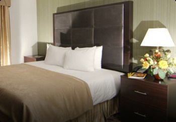 Park By Radisson Edmonton Airport Mini-hôtel